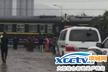 ���ݻ��������ײ