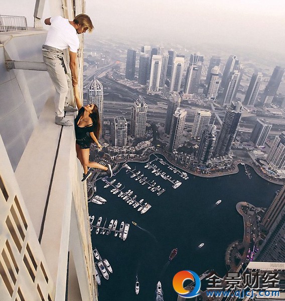 ���쵥������Ħ���¥�� ΪѰ�������սǶ�